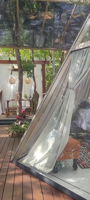Glamping Pyramid